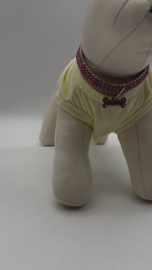Boutique Dog Bone Pendant Rhinestone Stretch Pet Necklace (Red)